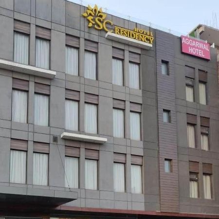 Hotel S C Residency Zirakpur Exteriér fotografie