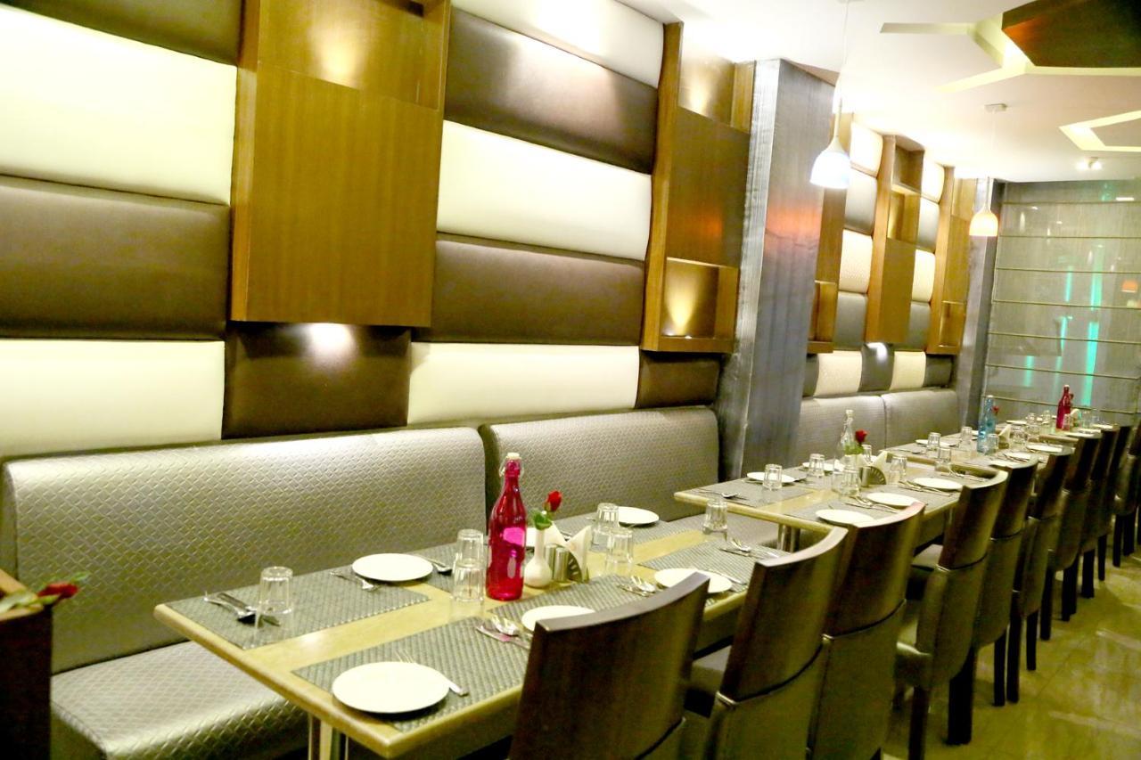 Hotel S C Residency Zirakpur Exteriér fotografie