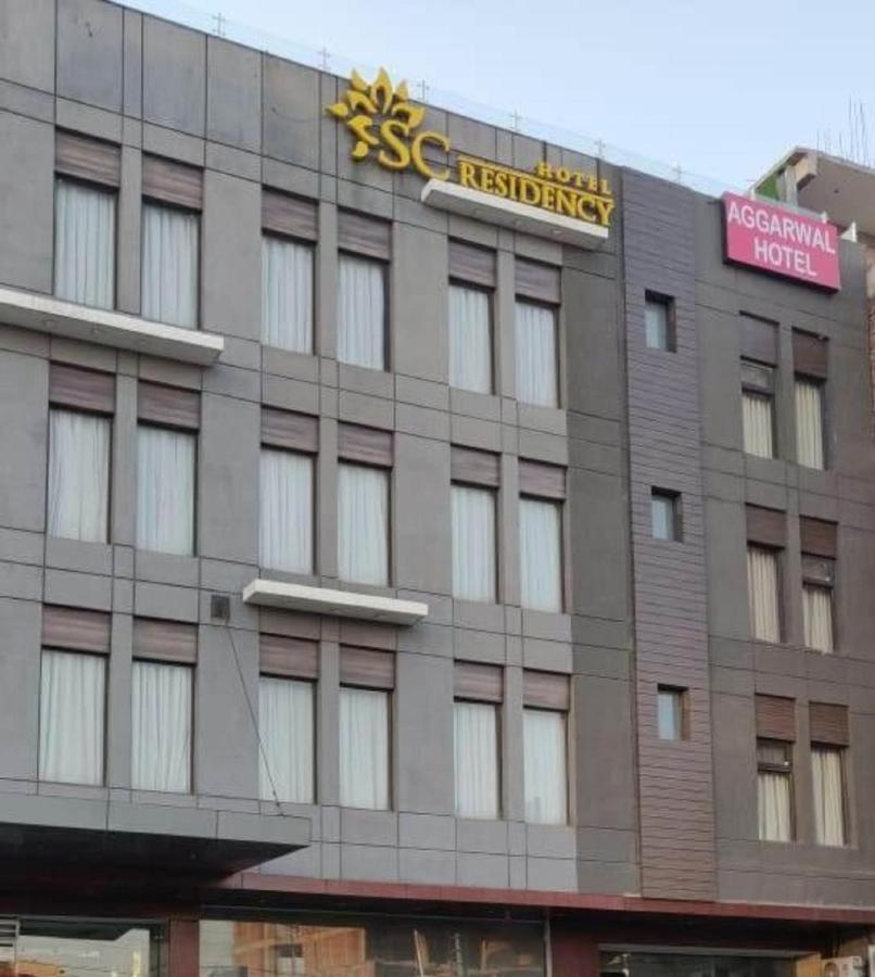 Hotel S C Residency Zirakpur Exteriér fotografie